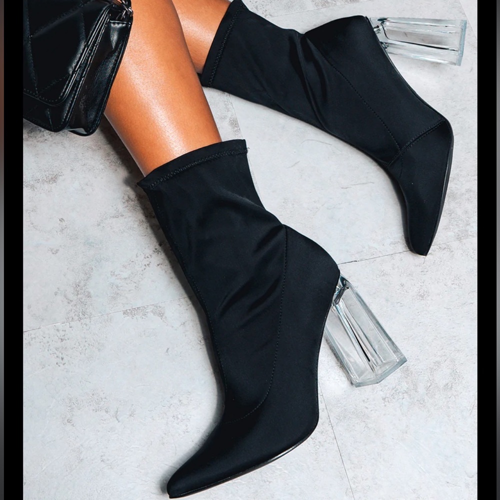 Perplexed heel booties